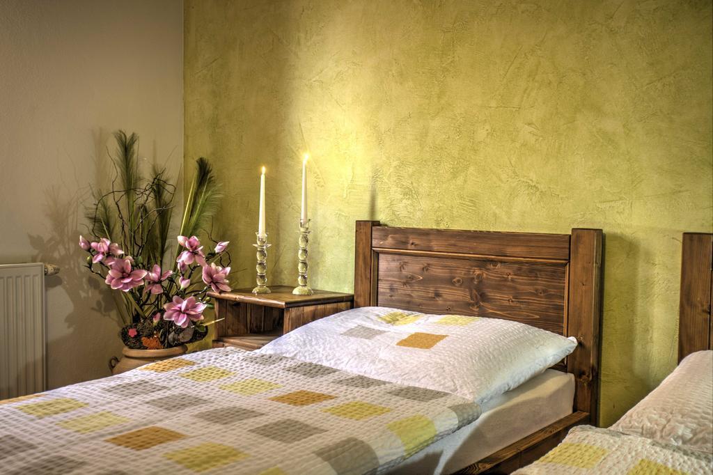 Penzion Grobsky Dvor Slovensky Grob Kamer foto