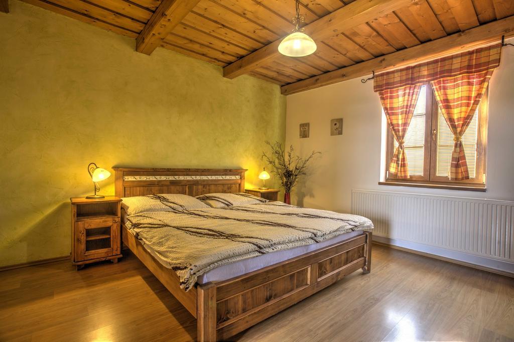 Penzion Grobsky Dvor Slovensky Grob Kamer foto